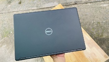 Dell e5480 i5 7200 Ram 8gb ssd 256gb 14inch Full HD card rời 930 chuyên game đồ họa giá rẻ