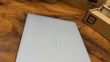 Laptop xách tay Dell inspiron 7440 i5 12450H ram 16gb ssd 512gb 14inch Full hD win dow 11 bản quyền