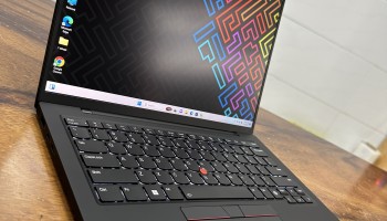 Laptop xách tay thinkpad x1 carbon gen 12 utra 155U ram 32gb ssd 512gb Full HD window 11 giá rẻ