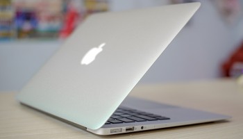 Macbook air 2015 Core i5 ram 8gb ssd 256gb 13 inch vỏ nhôm nguyên zin giá rẻ