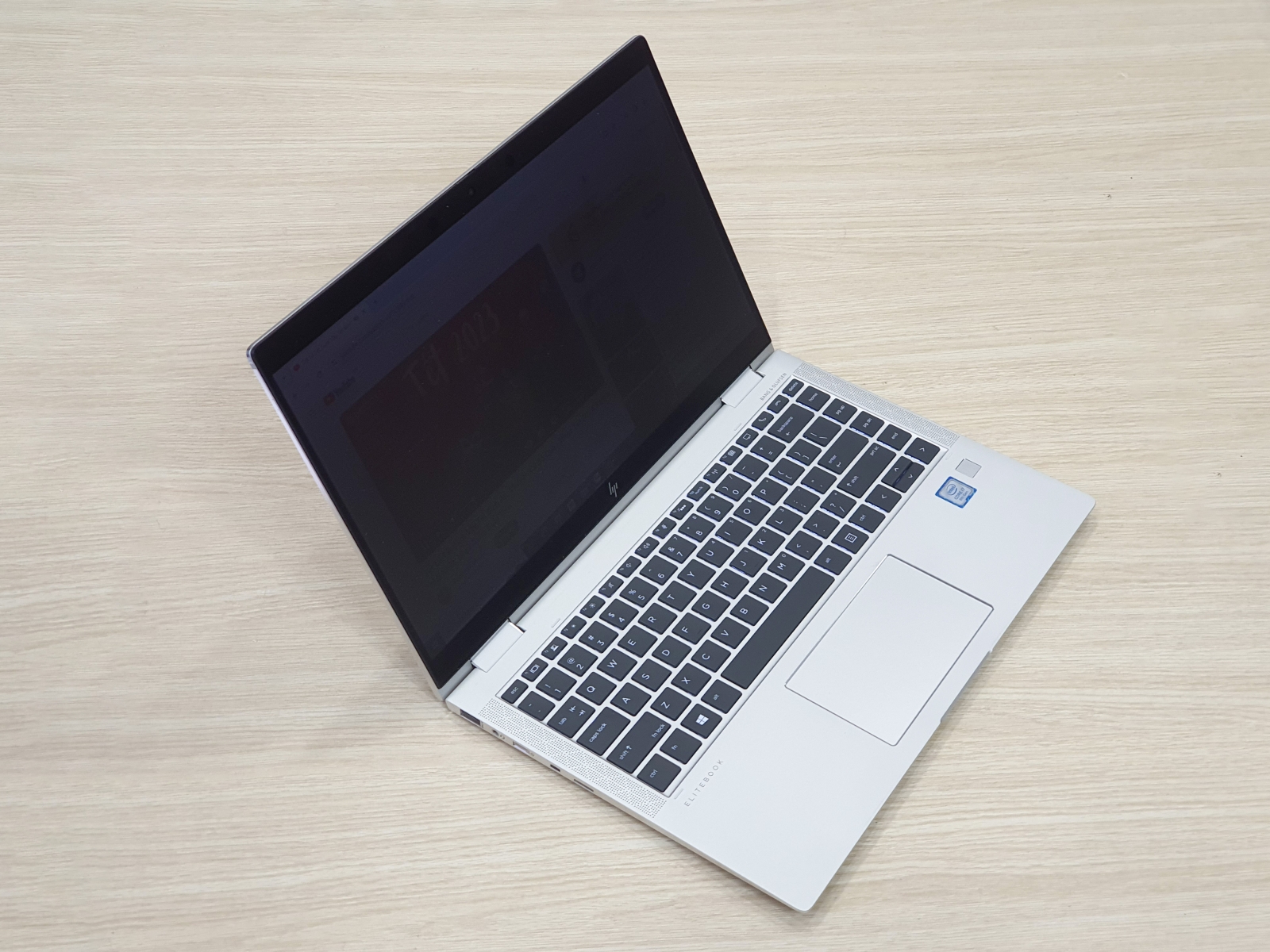 Laptop cũ giá rẻ hp elitebook x360 1040 g8