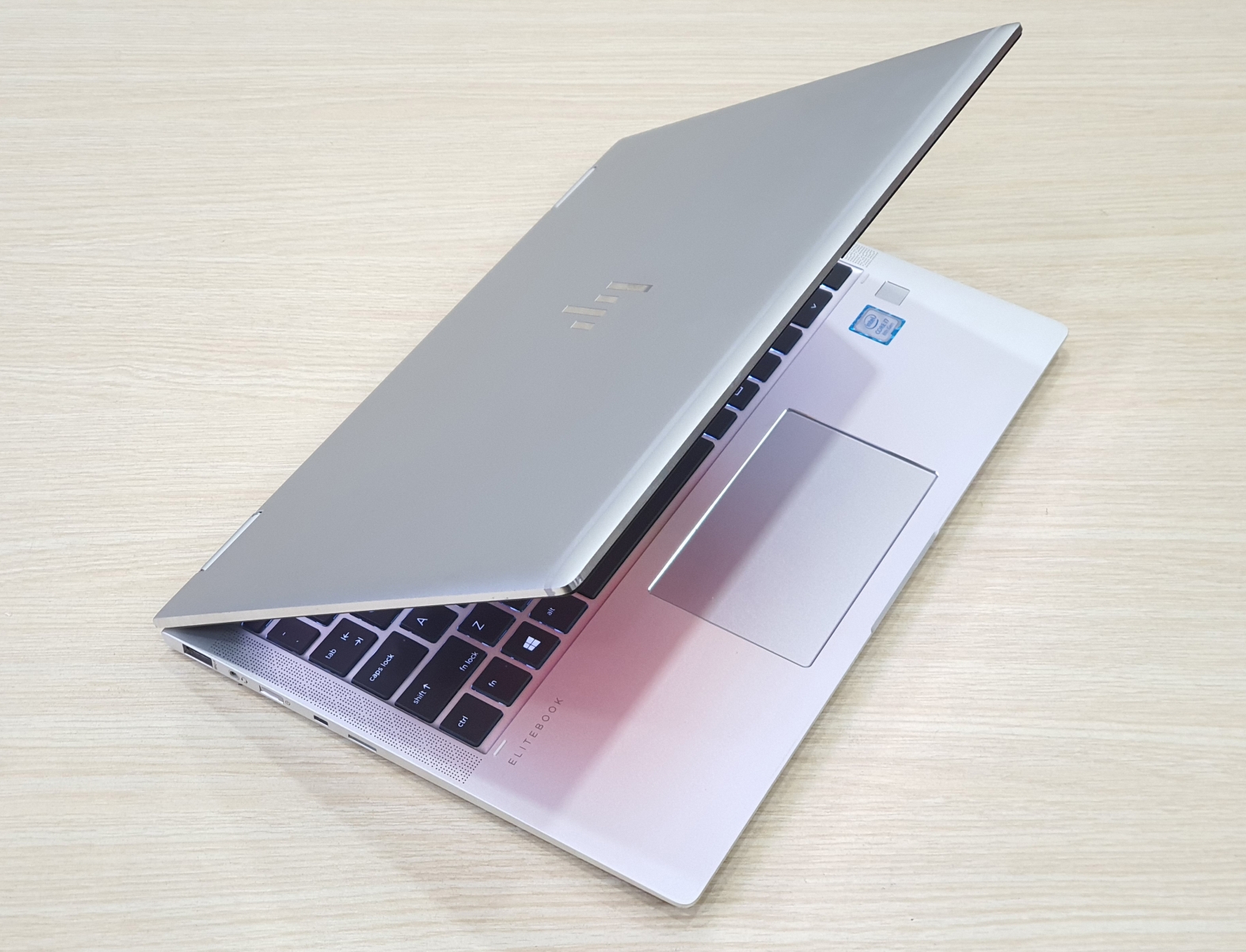 Laptop cũ giá rẻ HP Elitebook x360 1040 G6