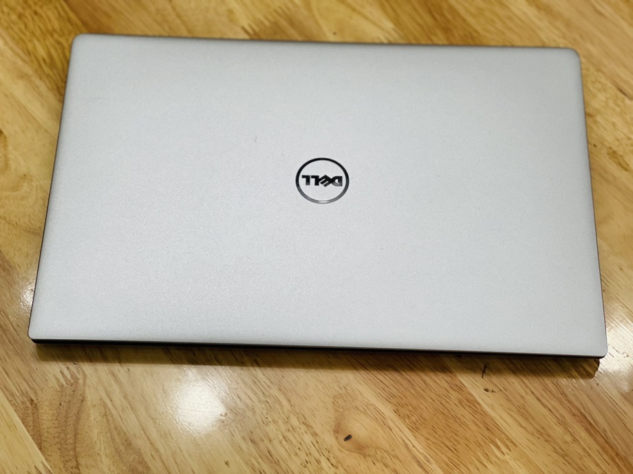 DELL XPS