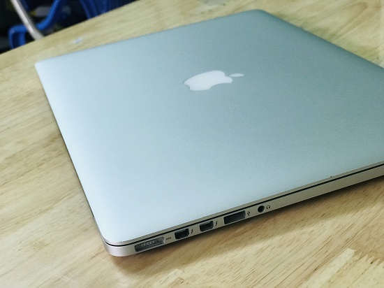 Macbook pro xách tay giá rẻ