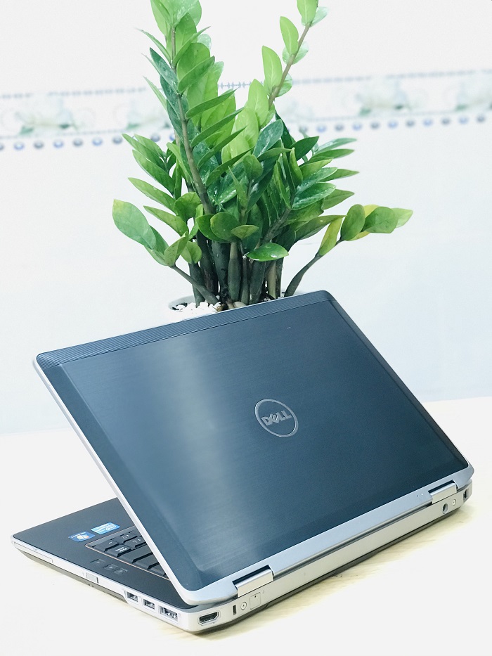 Laptop cũ chuyên game dell e6520