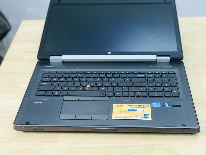 Laptop cũ giá rẻ 8760w