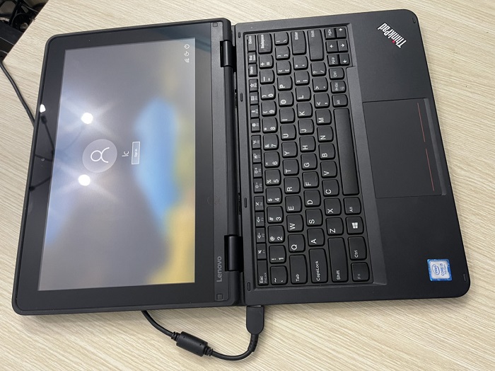 laptop cũ yoga 11