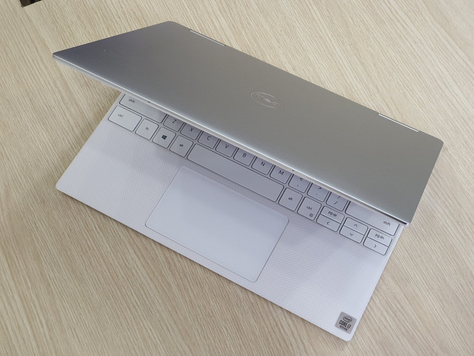 dell xps 7390 trắng 