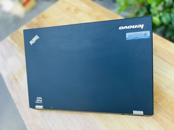 Laptop thinkpad x260 core i5 6300u ram 8gb ssd 128gb 12.5 inch vỏ cardbon siêu bền giá rẻ