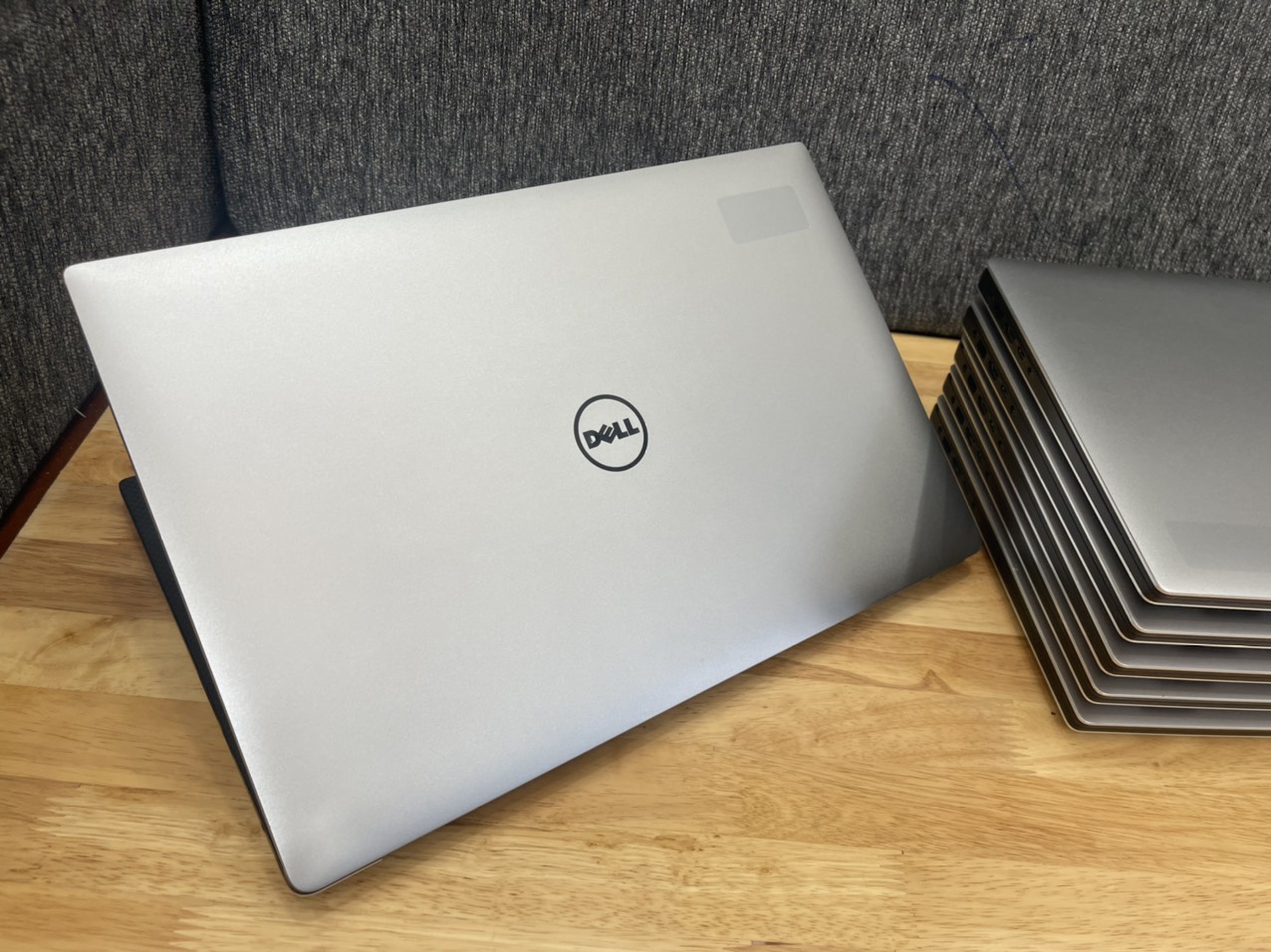 laptop xách tay dell đồ họa giá rẻ