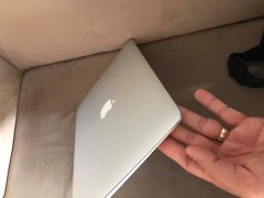 macbook air 2014 i5 am 4gb sad 256gb 13.3 inch