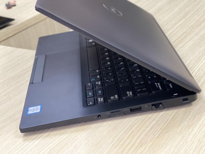 dell e7390 giá rẻ