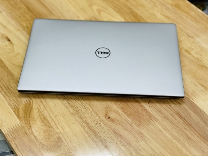 Dell Precision 5530 Xeon E2176 ram 16gb ssd 512gb Card P1000 4Gb 15.6inch Ful HD chuyên thiết kế đồ họa