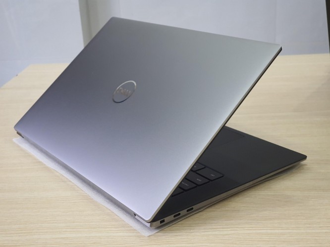 dell precision 5560 chuyên thiết kế đồ họa