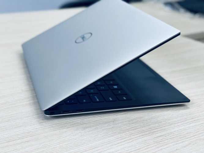 dell xps 7390 dia chi ban dell xps uy tin gia re