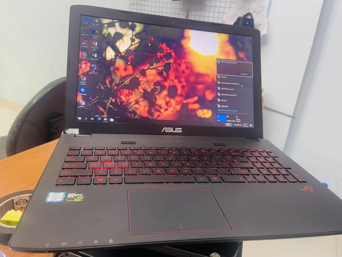 Laptop chuyên game asus GL5520VX