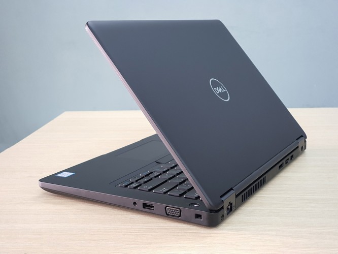 Laptop Dell Latitude E5490 i5-7200U Ram 16GB SSD 256GB Màn hình 14.0 Inch FHD IPS