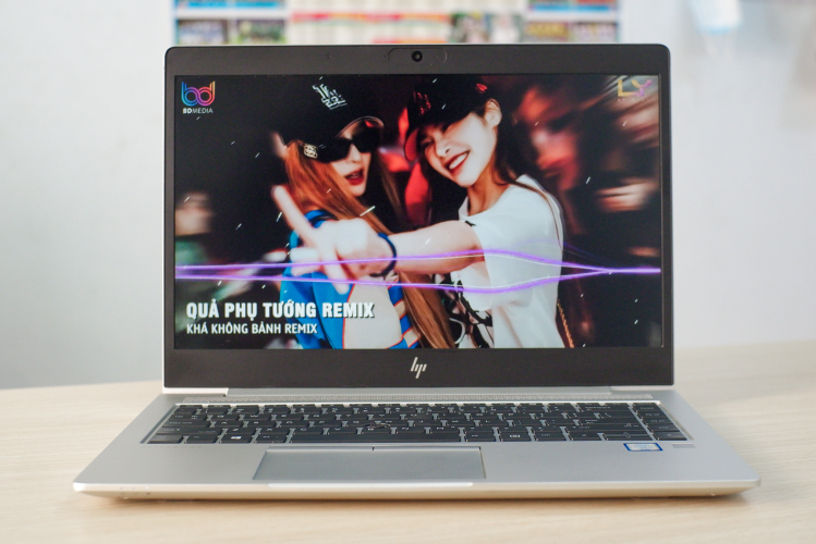 Laptop xách tay HP Elitebook 840 G5 Core i5-8350U Ram 16GB SSD 256GB VGA rời AMD RX540 Màn hình 14 inch FHD